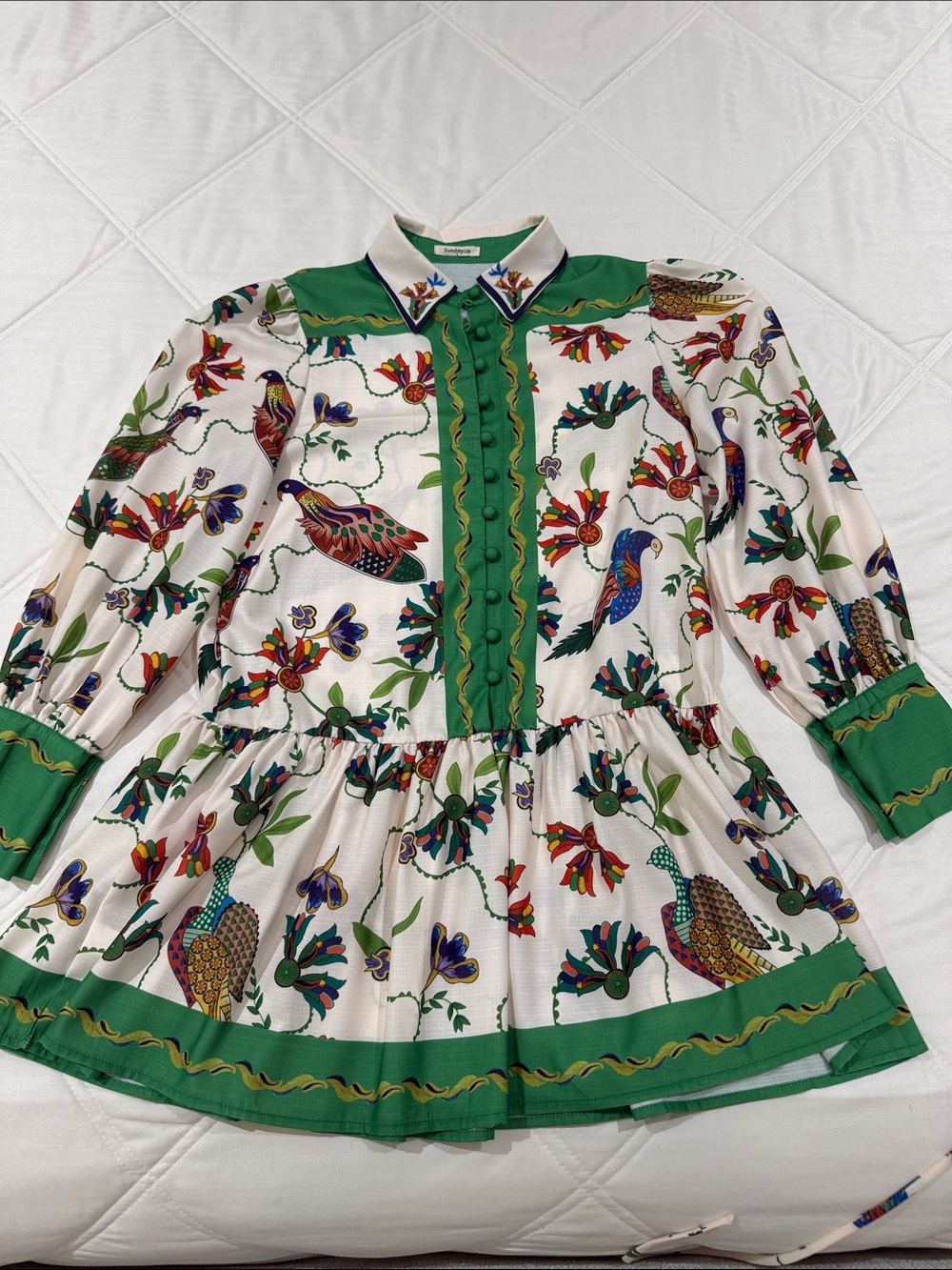 Sunday Up Cream Dress/Tunic with Green Trim and Multicolor Bird Print